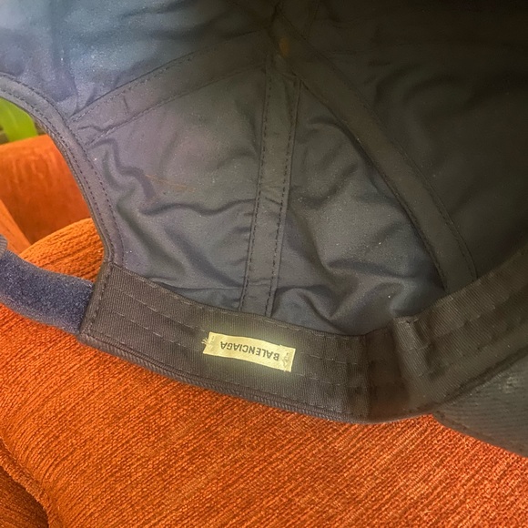 Balenciaga cap great condition - Picture 6 of 6